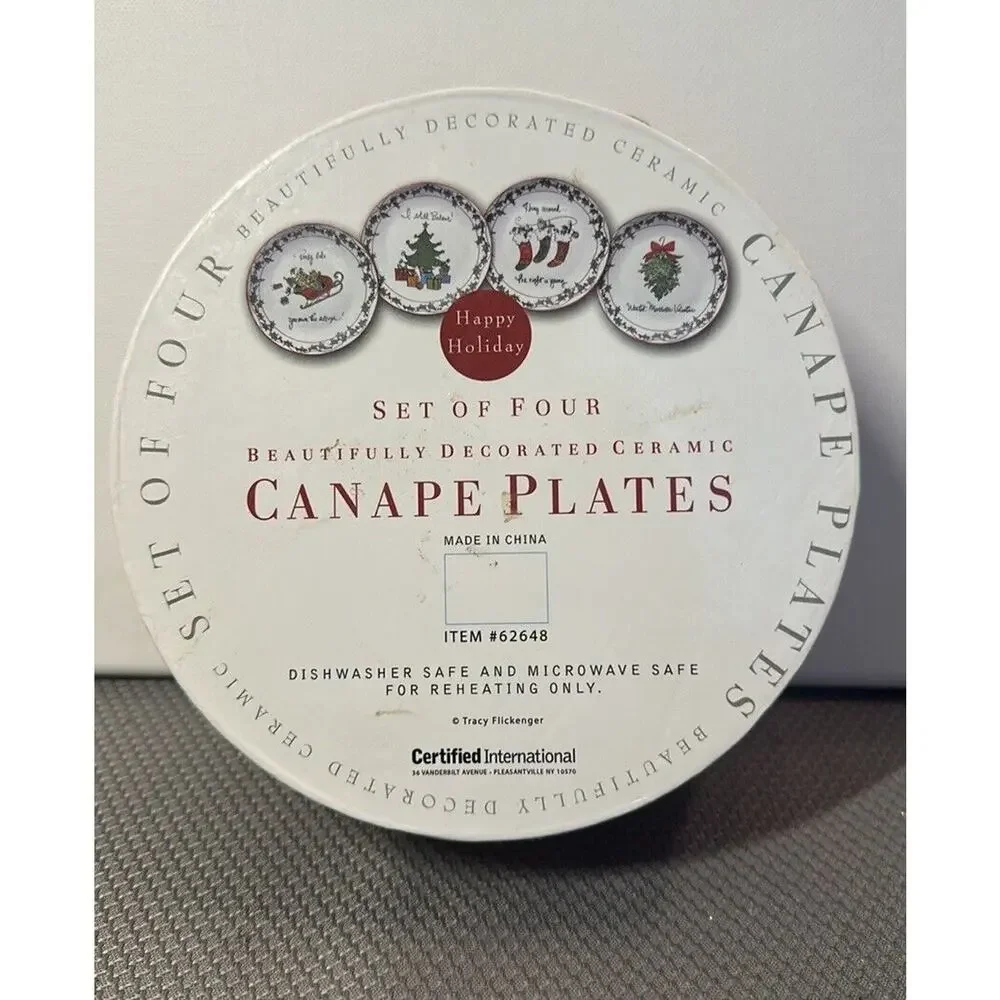 Set of 4 Certified International Ceramic Canapé Christmas plates 1 w/chip**